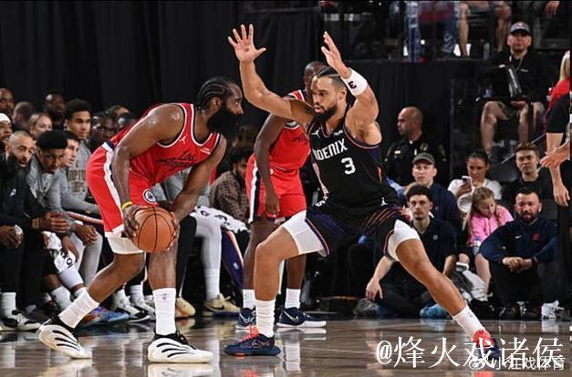 快船四连败!与国王齐陷西部倒数残局 快船四连败!与国王齐陷西部倒数残局