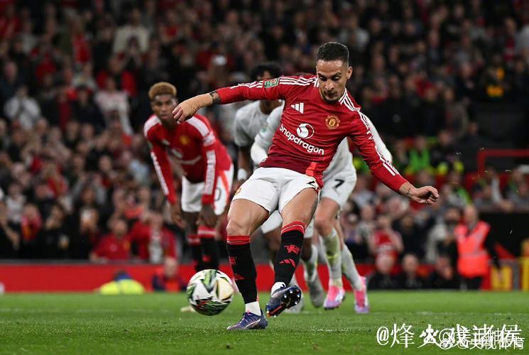 曼联半场狂轰17脚，创本赛季英超球队上半场射门新高